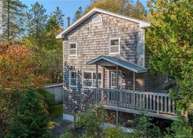 1179 Rothesay Rd, Saint John, NB E2H 2H9