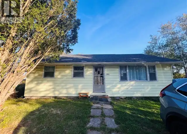 Exterior of 1365 Sandy Point Rd