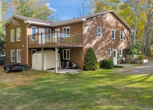 Exterior of 177 Sullivan Rd