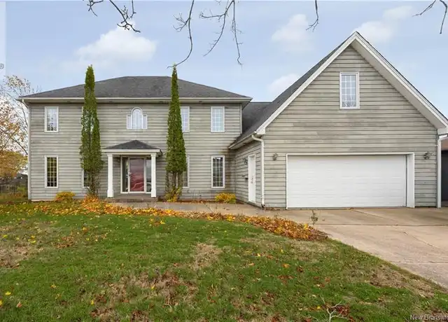 531 Ridge Row, Saint John, NB E2M 7V3