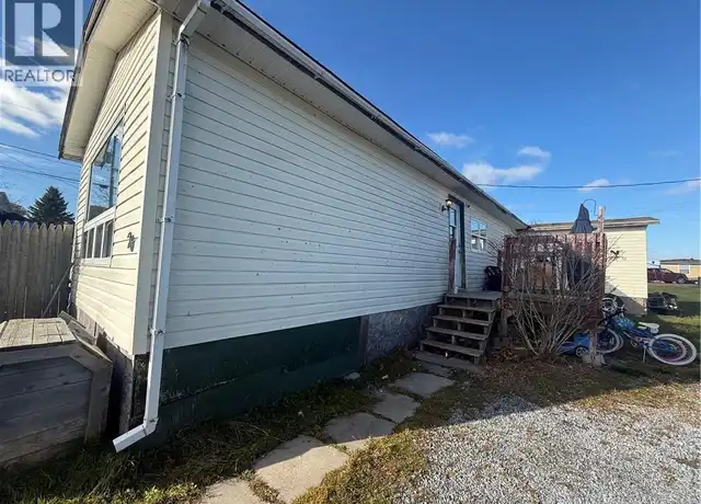 20 Orchid, Saint John, NB E2M 5N7