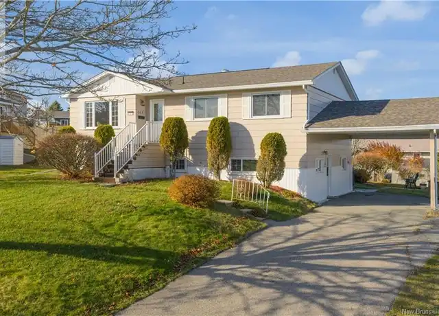 667 Bonita Ave, Saint John, NB E2J 2T3