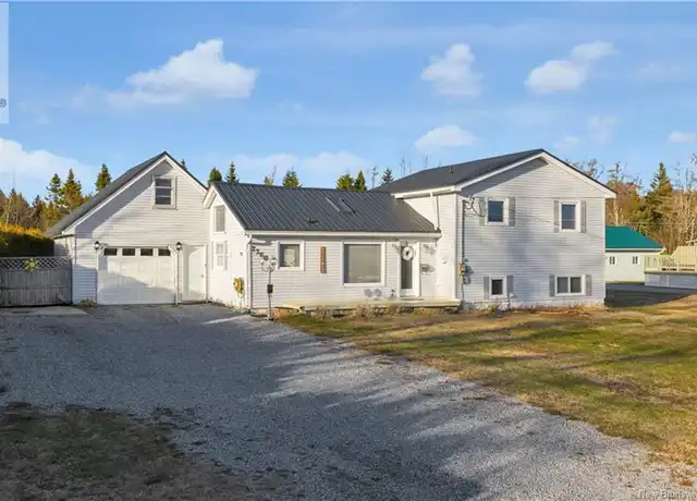 Exterior of 2360 Ocean Westway