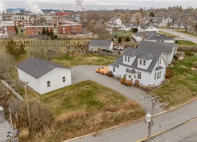 Exterior of 754 Sand Cove Rd