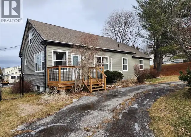 2724 Westfield Rd, Saint John, NB E2M 6P4