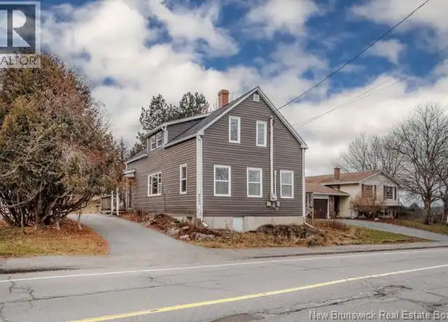 953 Millidge Ave, Saint John, NB E2K 2P5