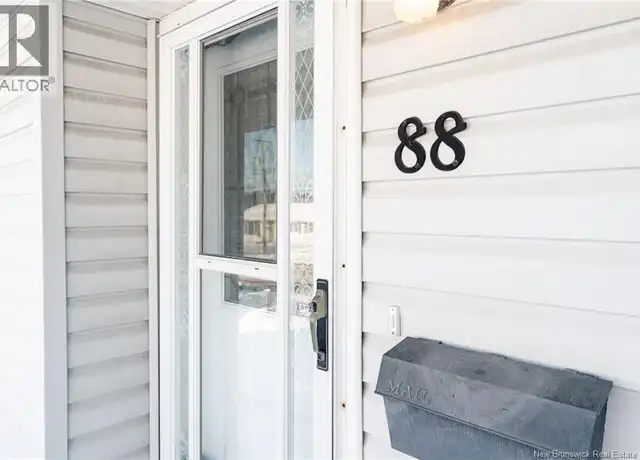 88 Champlain Dr, Saint John