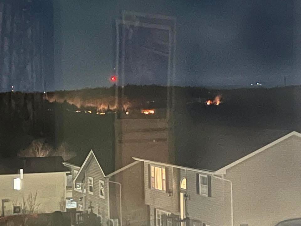 Brush fire on Saint John East Side