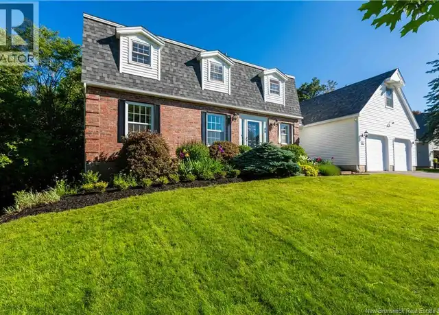 15 Park Lawn Crt