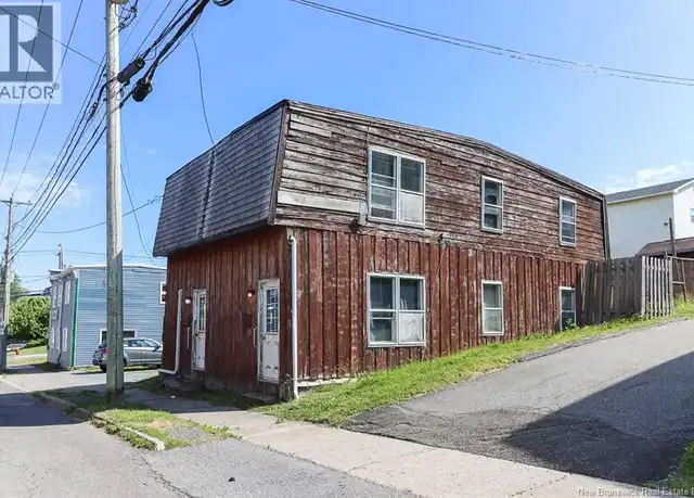 304 Carmarthen St, Saint John