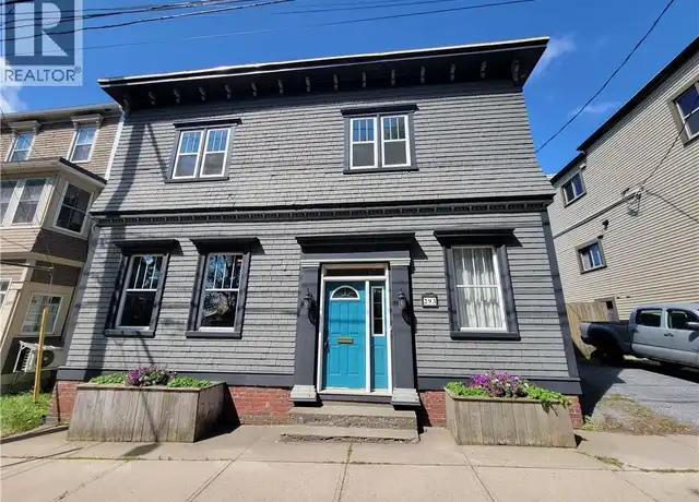 293 Crown St