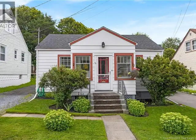 98 Edith Ave
