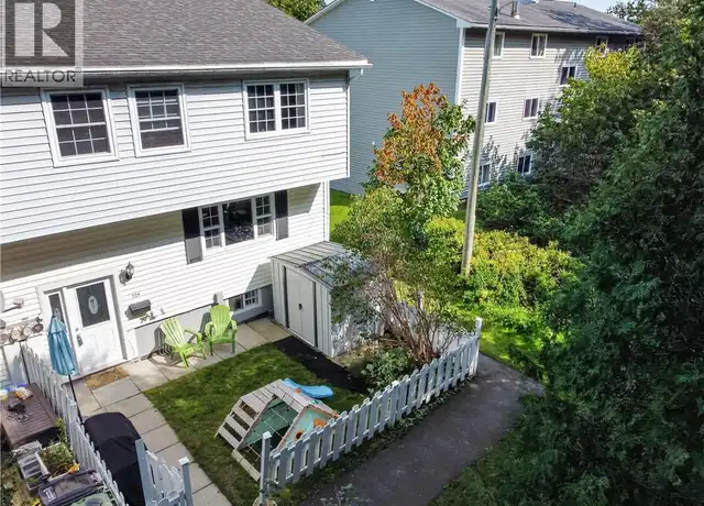 524 Tartan St