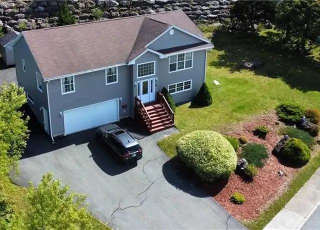 90 Tudor Lane