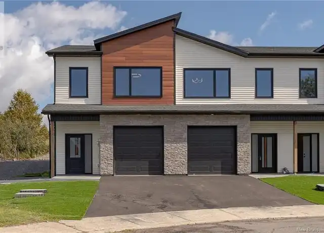 48 Oakhill Cres